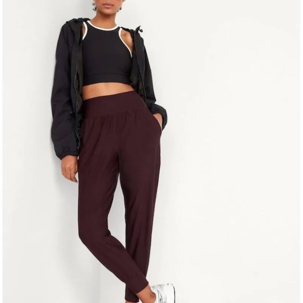 Old Navy Burgundy Jogger Pants